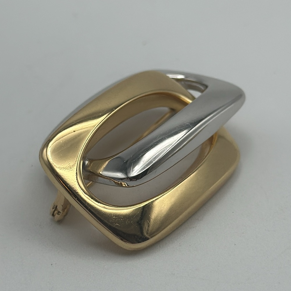 Rare 1974 Vintage Christian Dior Germany Silver Gold Tone Abstract

Pin Brooch - Picture 5 of 8